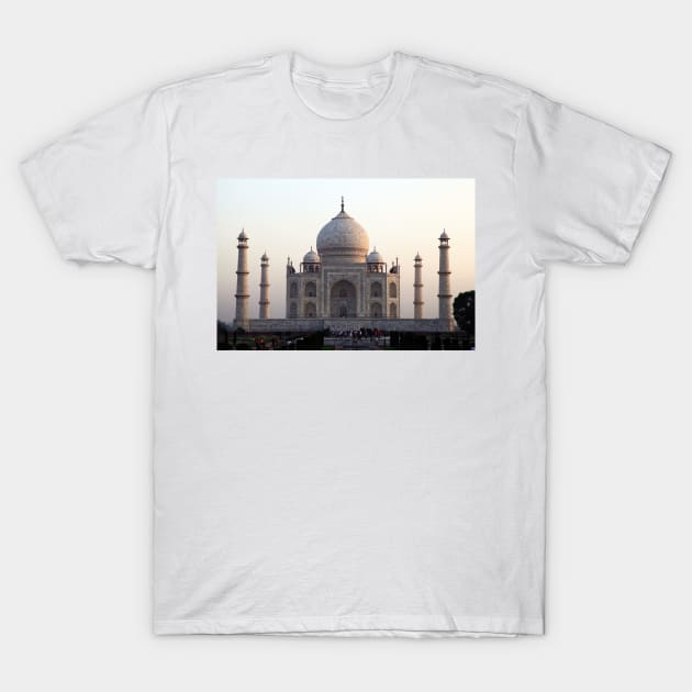 The Taj Mahal at dawn T-Shirt by JohnDalkin